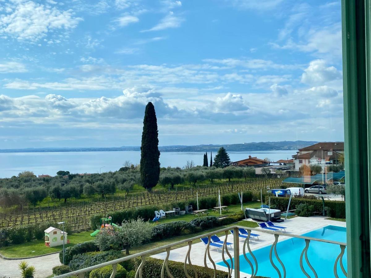 Residence Corte Ferrari -Ciao Vacanze- Moniga del Garda Eksteriør bilde