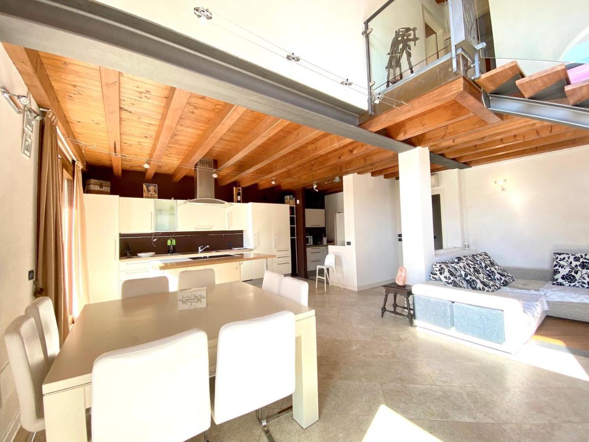 Residence Corte Ferrari -Ciao Vacanze- Moniga del Garda Eksteriør bilde