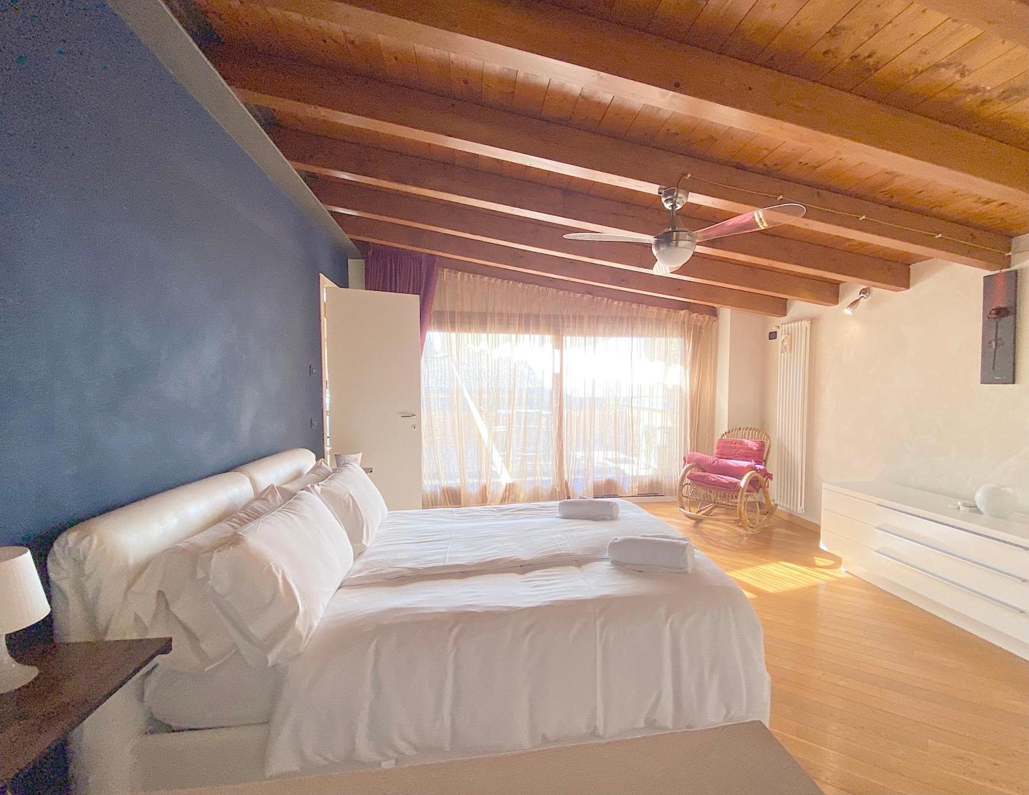 Residence Corte Ferrari -Ciao Vacanze- Moniga del Garda Rom bilde