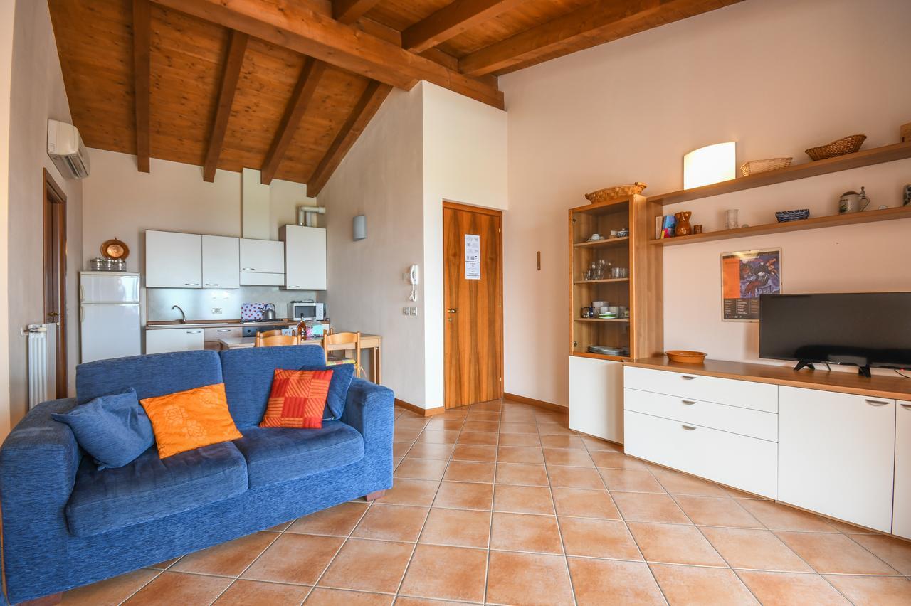 Residence Corte Ferrari -Ciao Vacanze- Moniga del Garda Eksteriør bilde