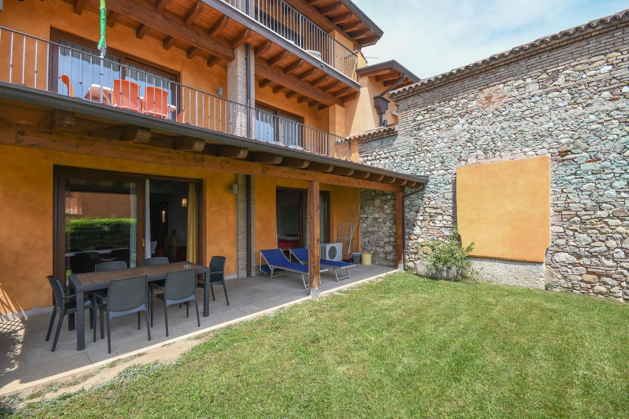Residence Corte Ferrari -Ciao Vacanze- Moniga del Garda Eksteriør bilde