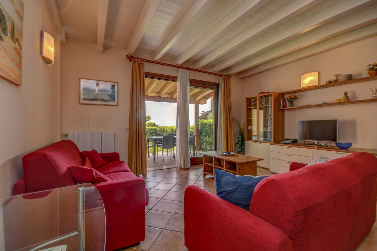 Residence Corte Ferrari -Ciao Vacanze- Moniga del Garda Eksteriør bilde