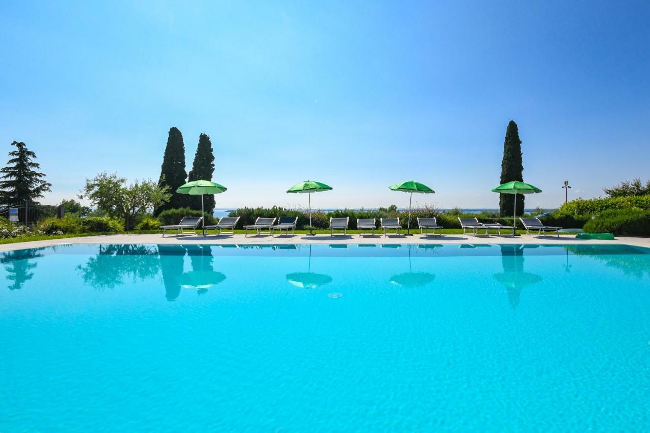 Residence Corte Ferrari -Ciao Vacanze- Moniga del Garda Eksteriør bilde