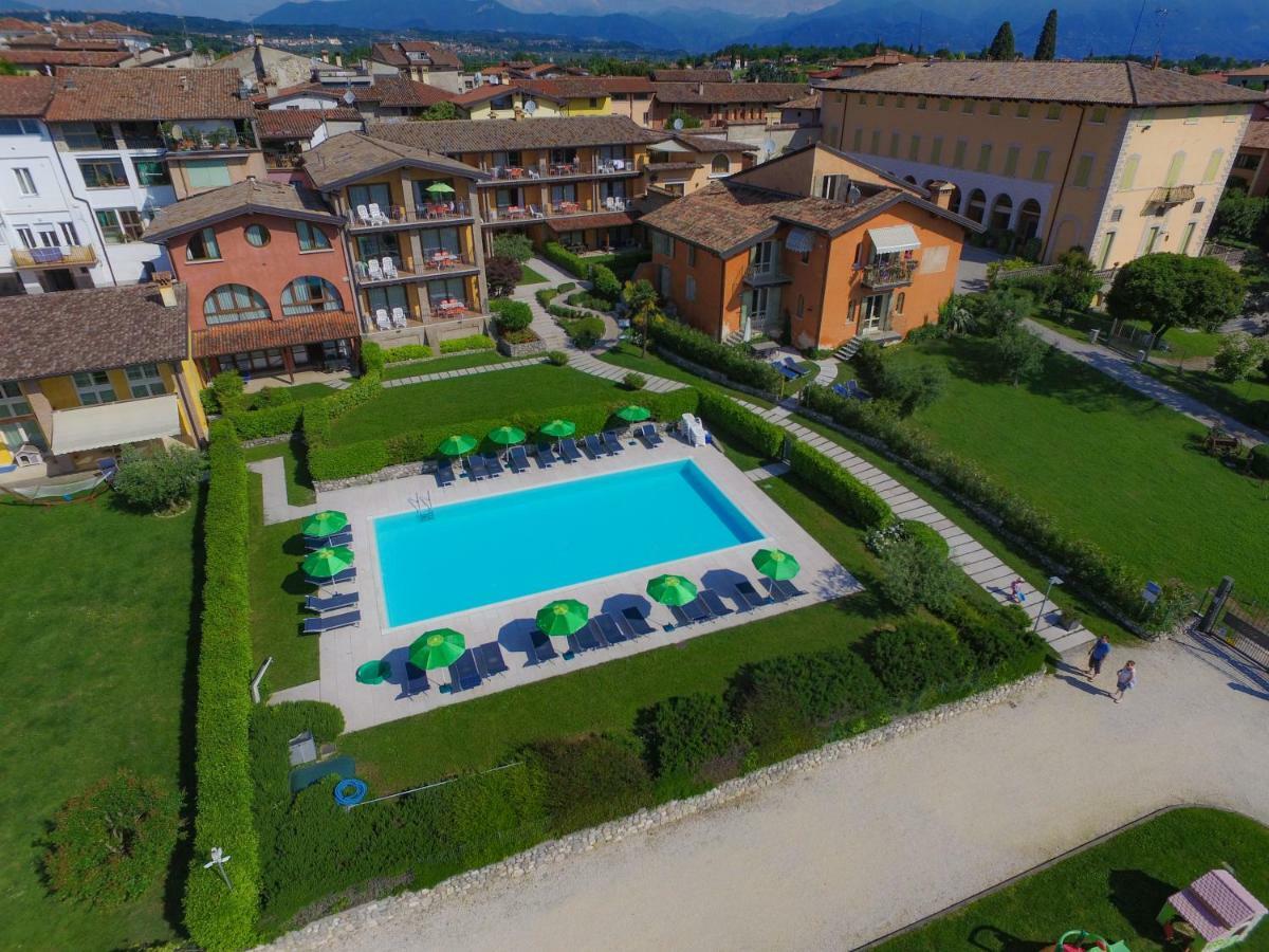 Residence Corte Ferrari -Ciao Vacanze- Moniga del Garda Eksteriør bilde